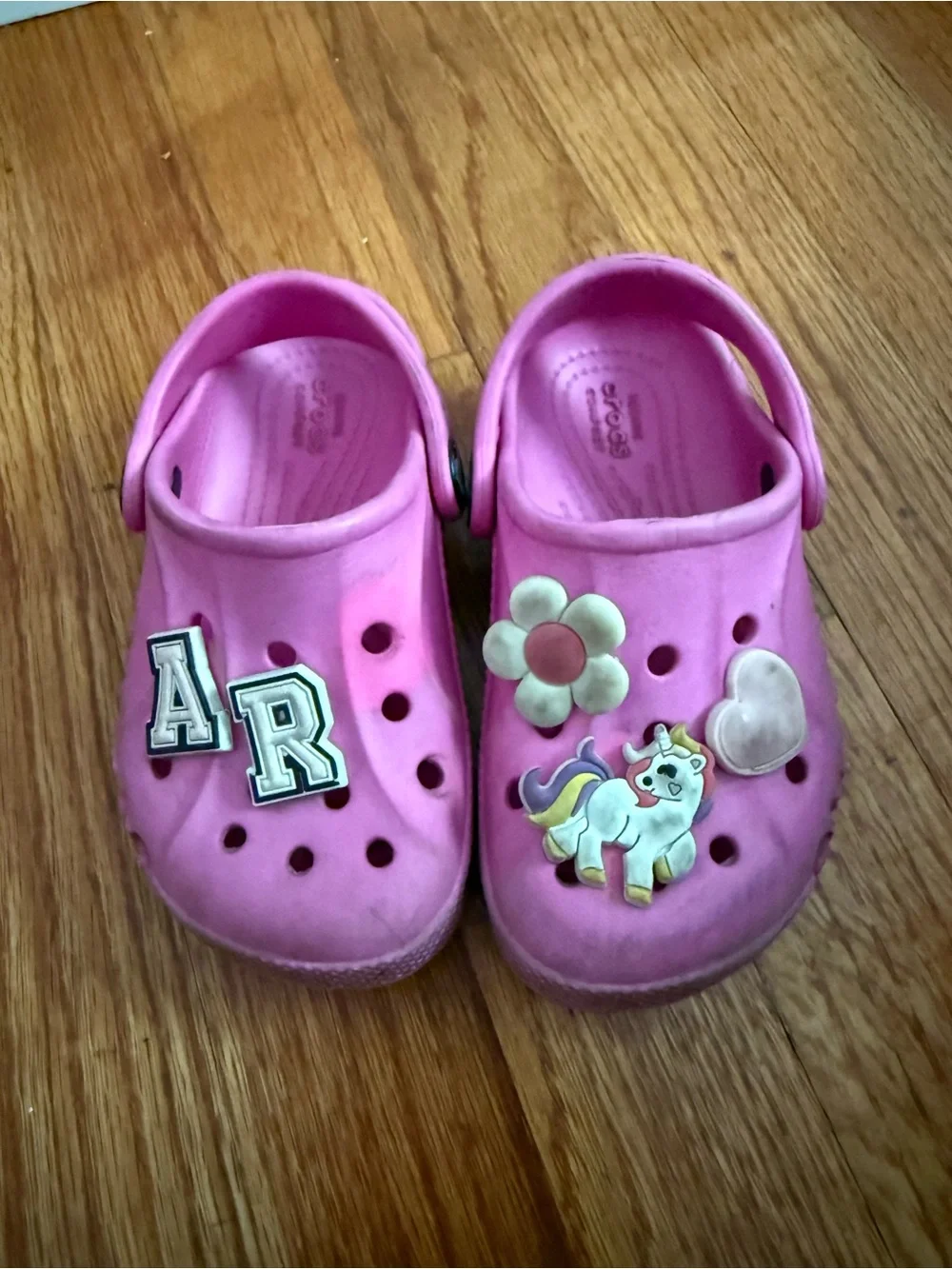 Crocs Kids Pink Girls Clogs Unicorn, Flower, heart, A, R jibbitz Charms size 8C
